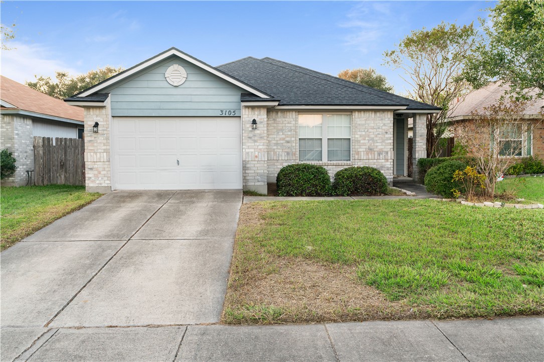 3105 Halifax Dr Property Photo 1