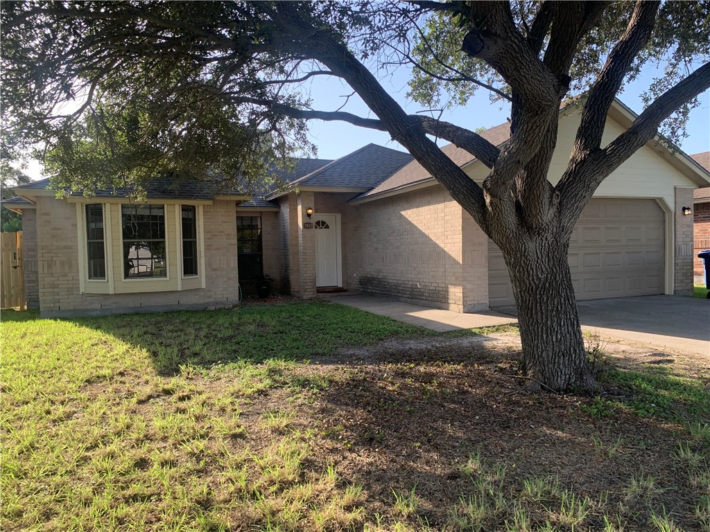 7017 Glasgow Dr Property Photo 2