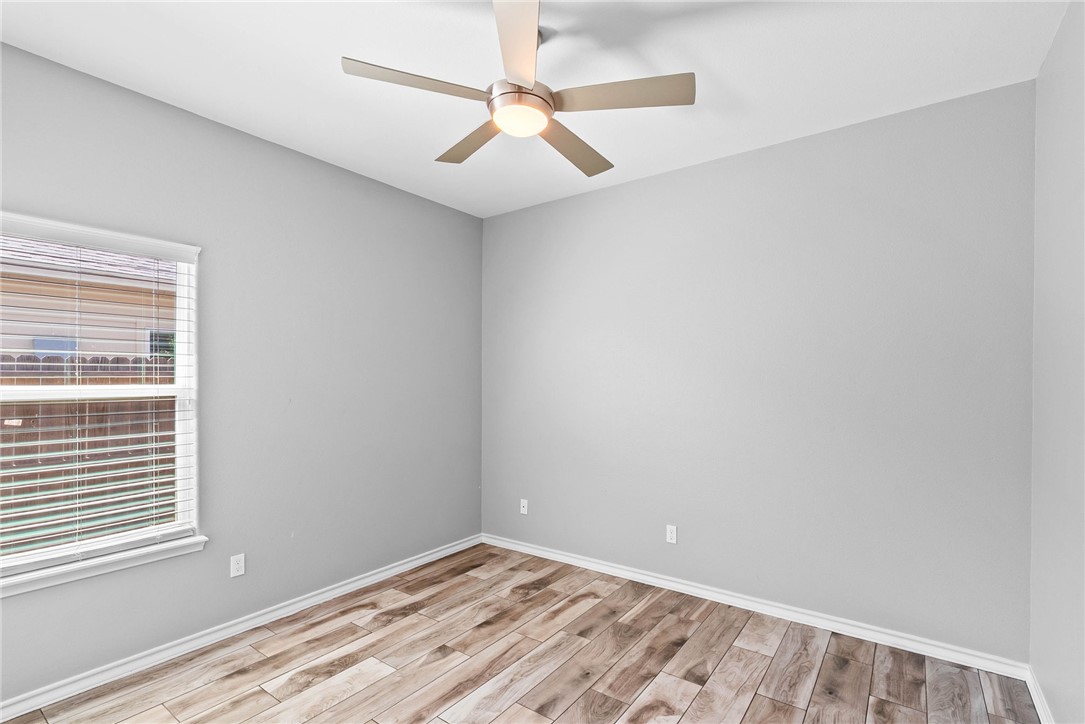 7341 Clapton Dr Property Photo 23