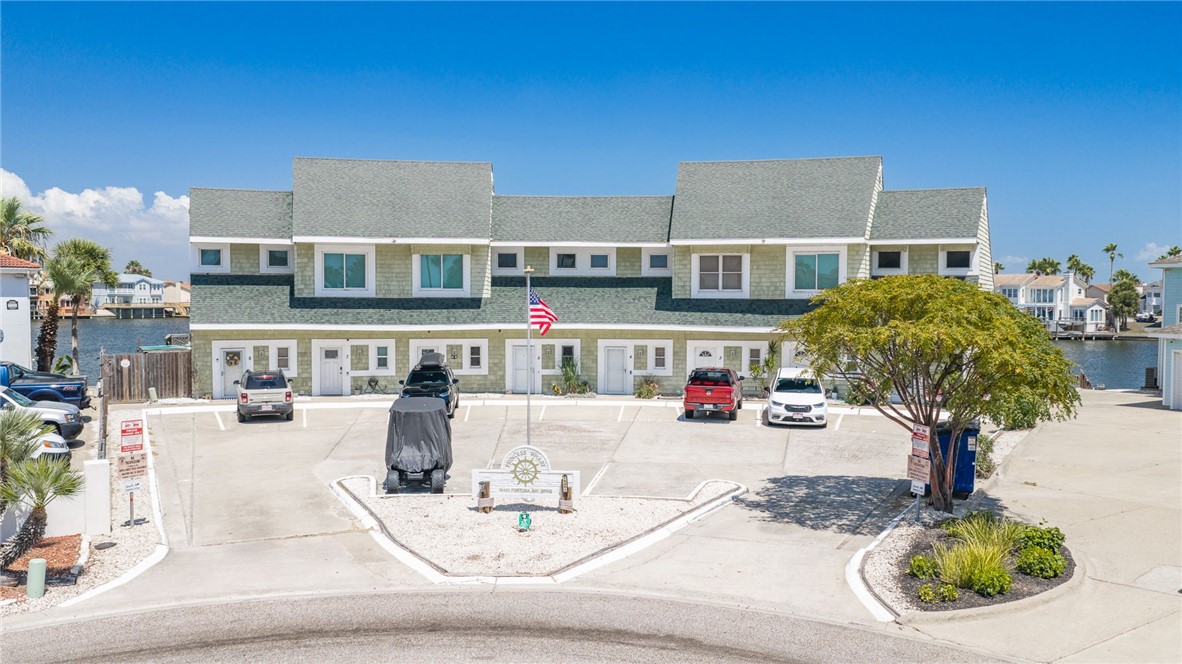 15401 Fortuna Bay Dr 105 Property Photo 2