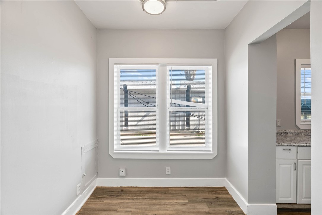 615-619 S Tancahua St Property Photo 6