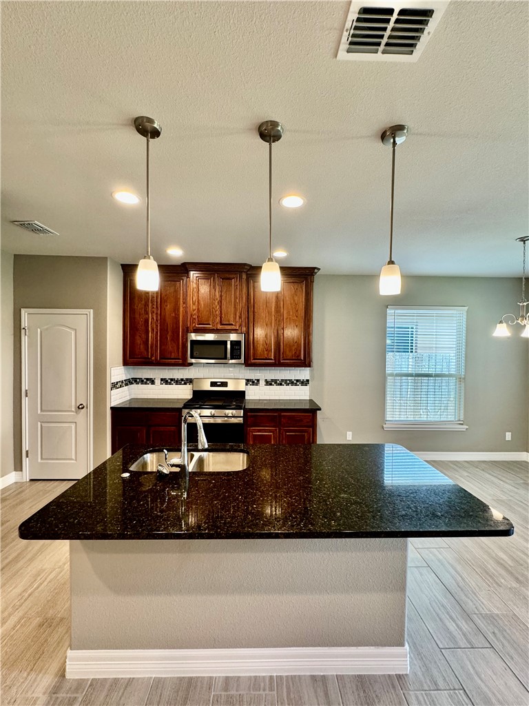 7506 Granite Dr Property Photo 12