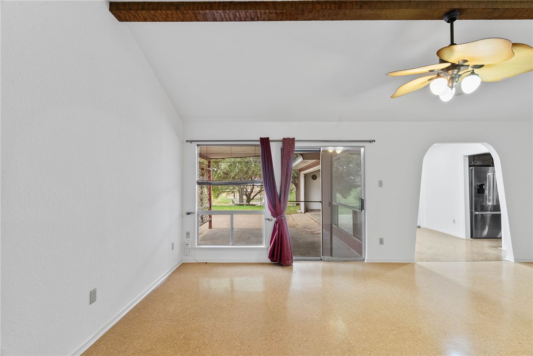 3414 Tahiti Dr Property Photo 8