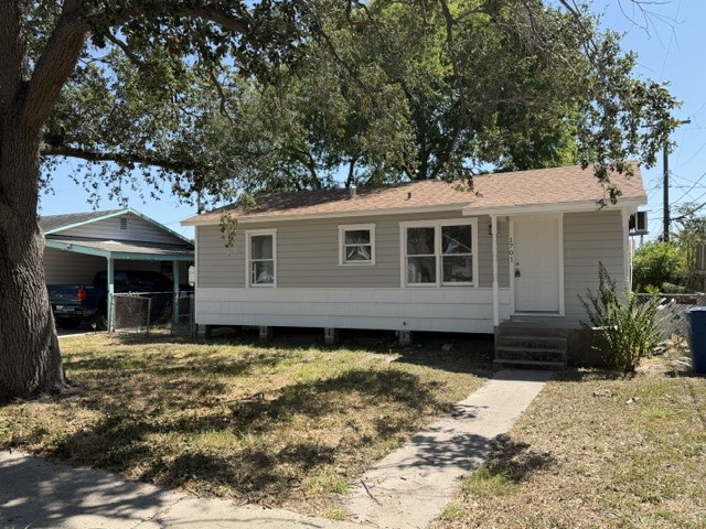1701 Islla Dr Property Photo 1