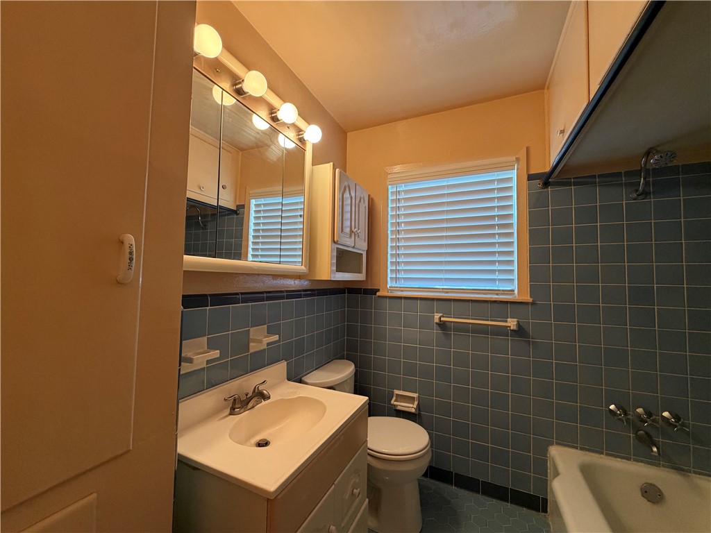 3902 Herndon St Property Photo 12