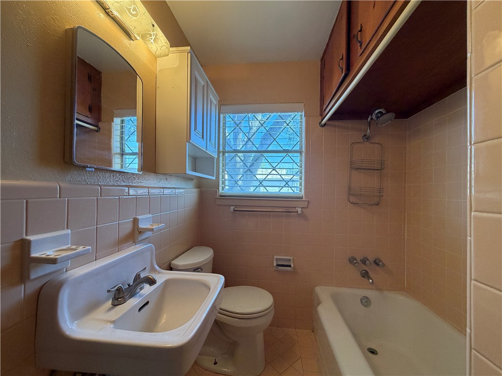 3902 Herndon St Property Photo 21