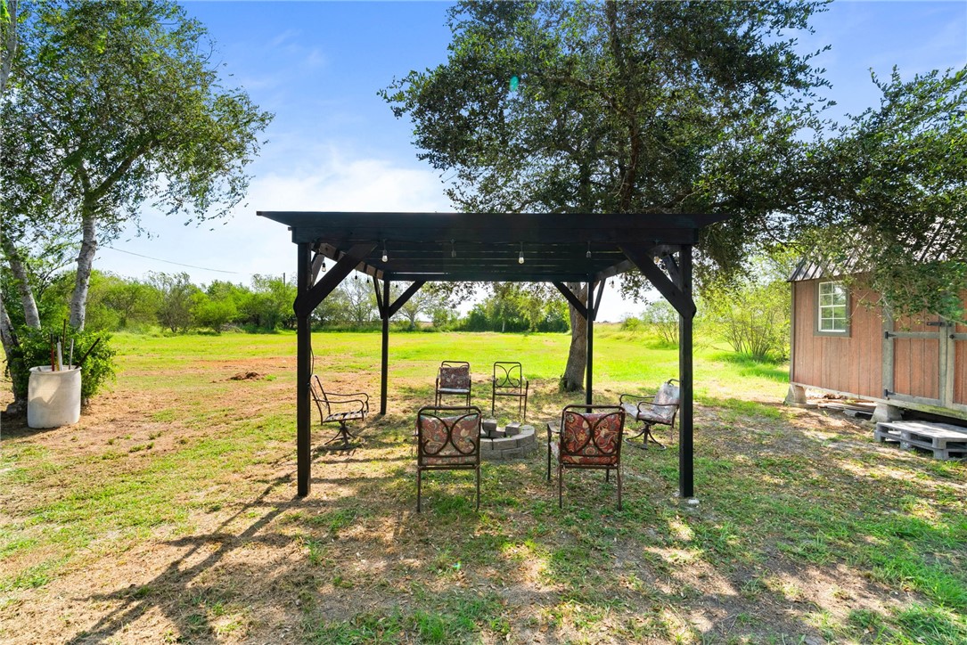 417 County Road 1341 Property Photo 21