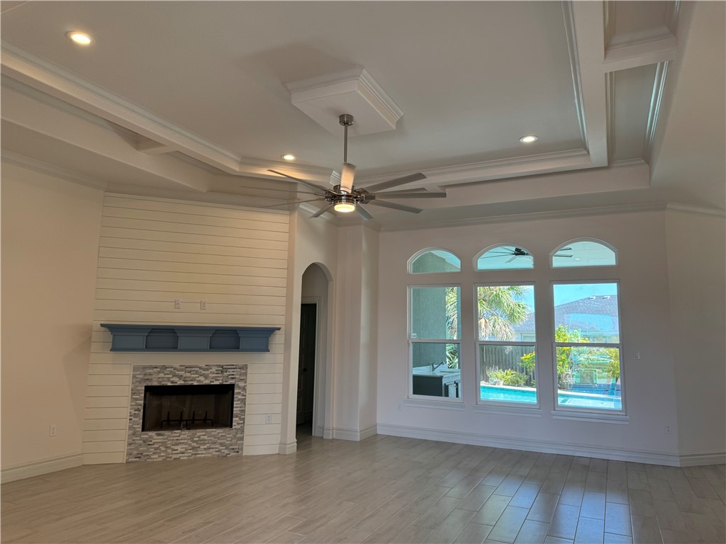 14869 Lighthouse Dr Property Photo 8