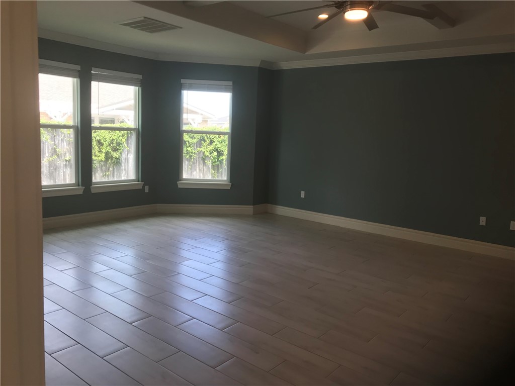 14869 Lighthouse Dr Property Photo 20