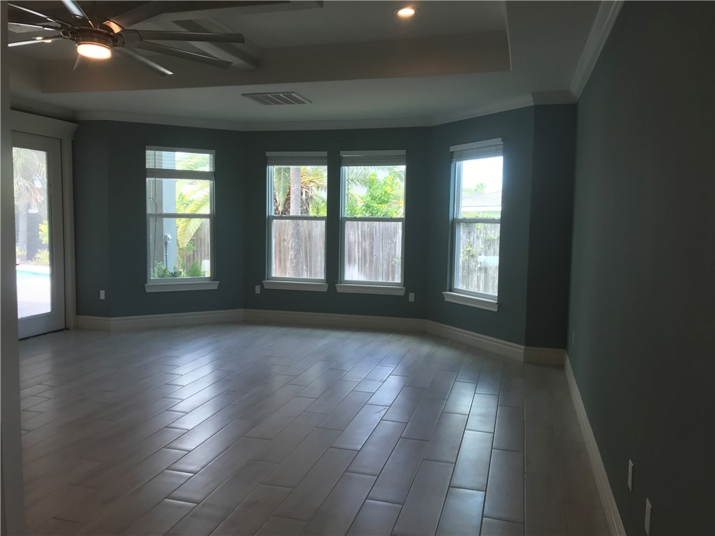 14869 Lighthouse Dr Property Photo 21
