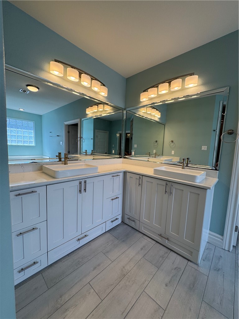 14869 Lighthouse Dr Property Photo 30
