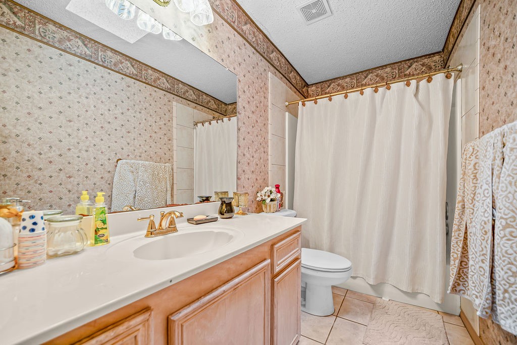 6106 Jessica Dr Property Photo 9