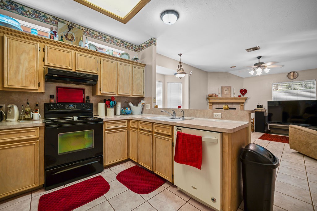 6106 Jessica Dr Property Photo 16