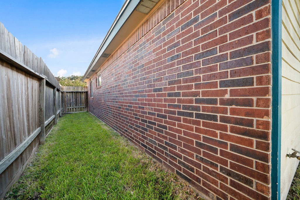 6106 Jessica Dr Property Photo 25
