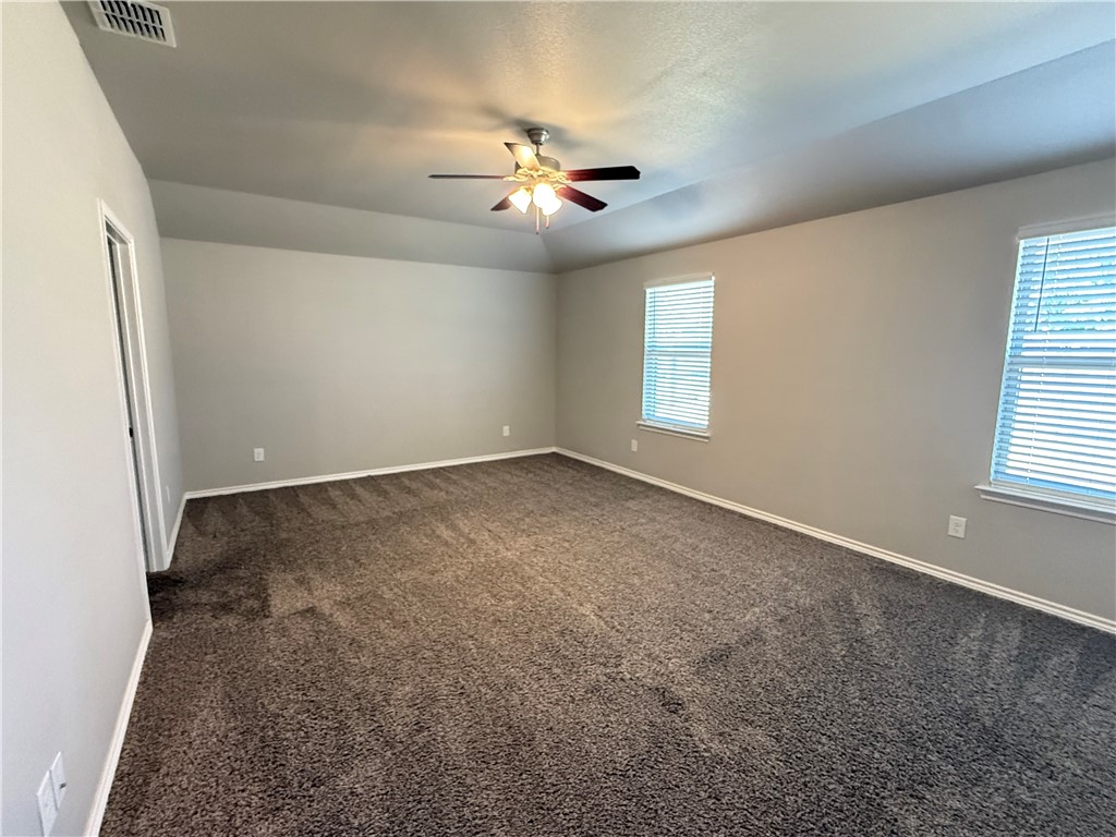 7909 Salais Dr Property Photo 5