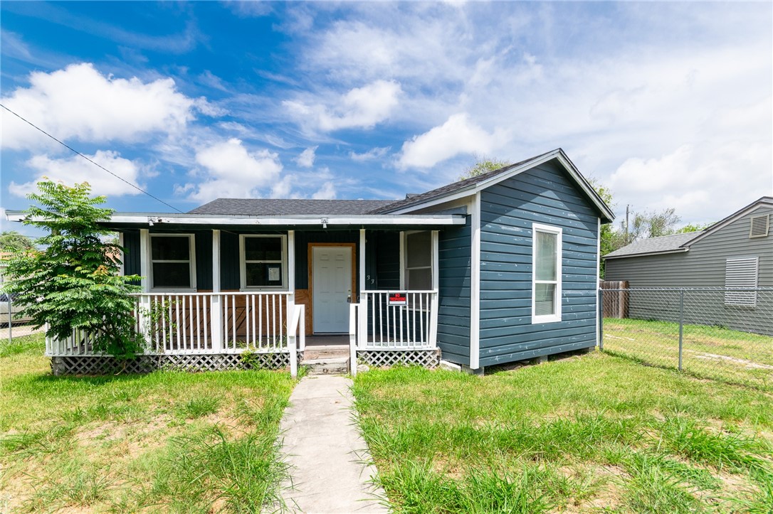 1333 Logan Ave Property Photo 1