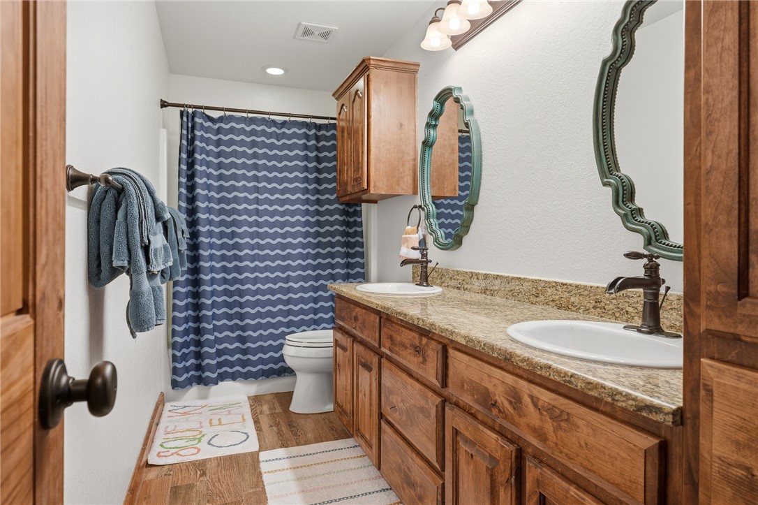 1848 4th St Property Photo 17