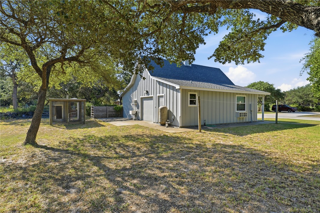 1848 4th St Property Photo 34