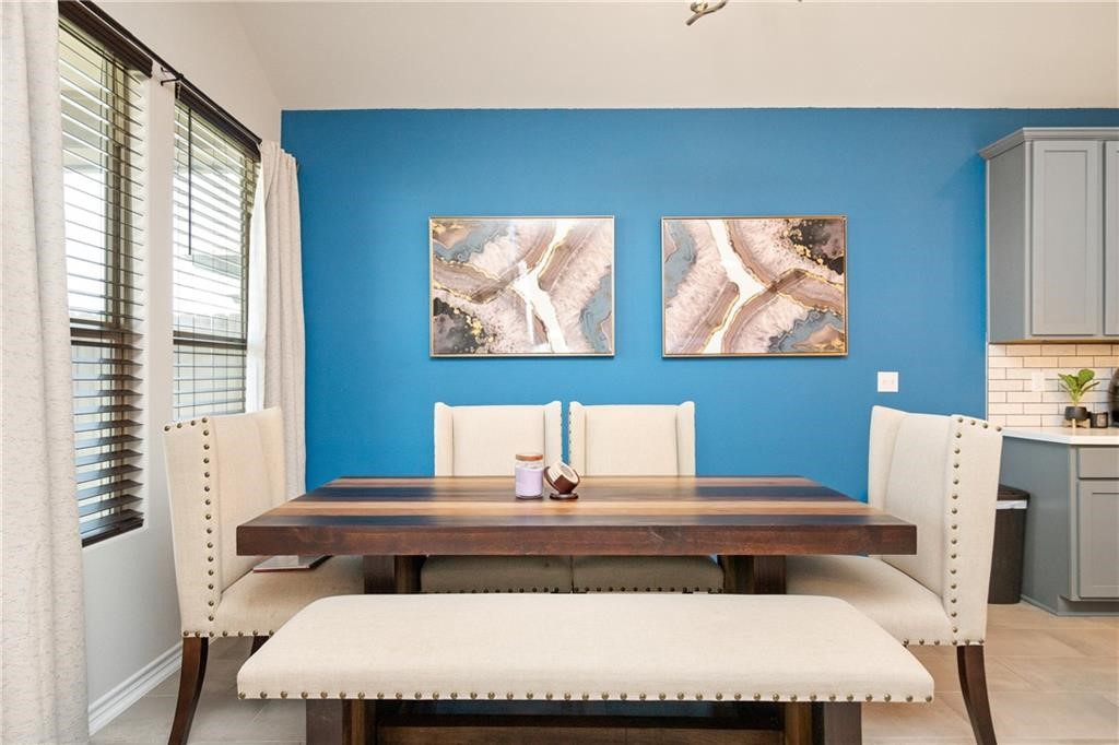 1039 Ocean Breeze St Property Photo 10