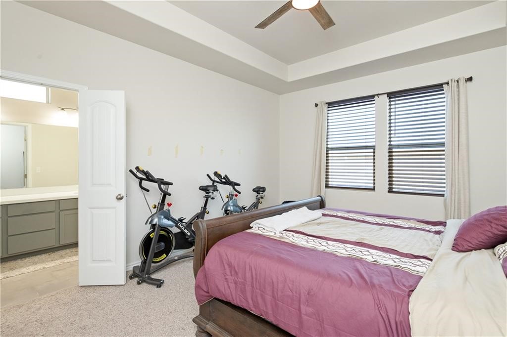 1039 Ocean Breeze St Property Photo 19