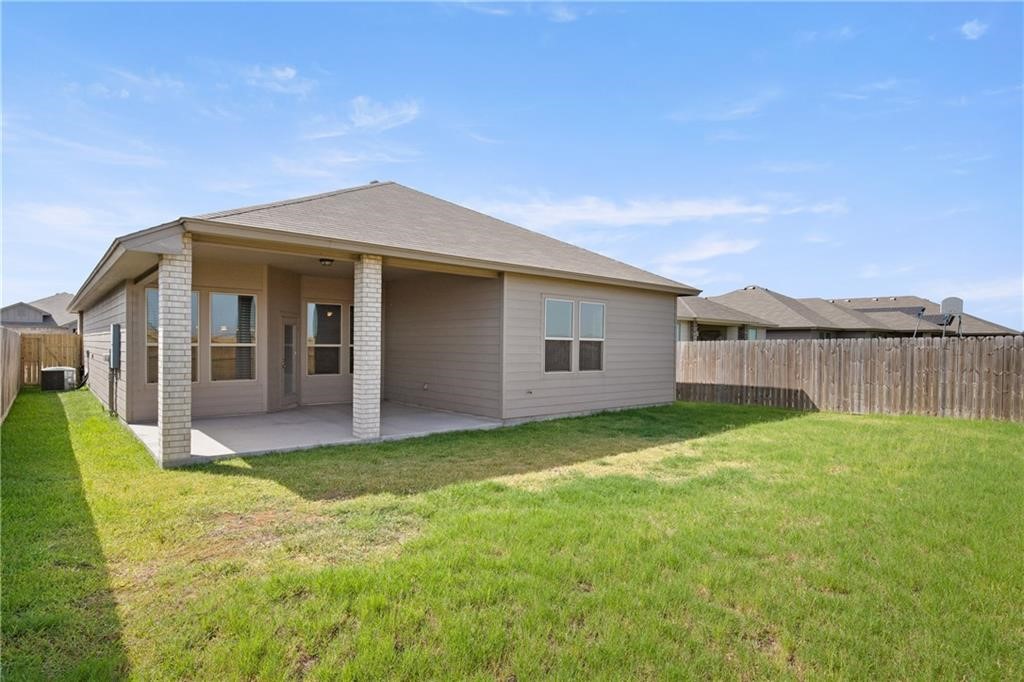 1039 Ocean Breeze St Property Photo 35