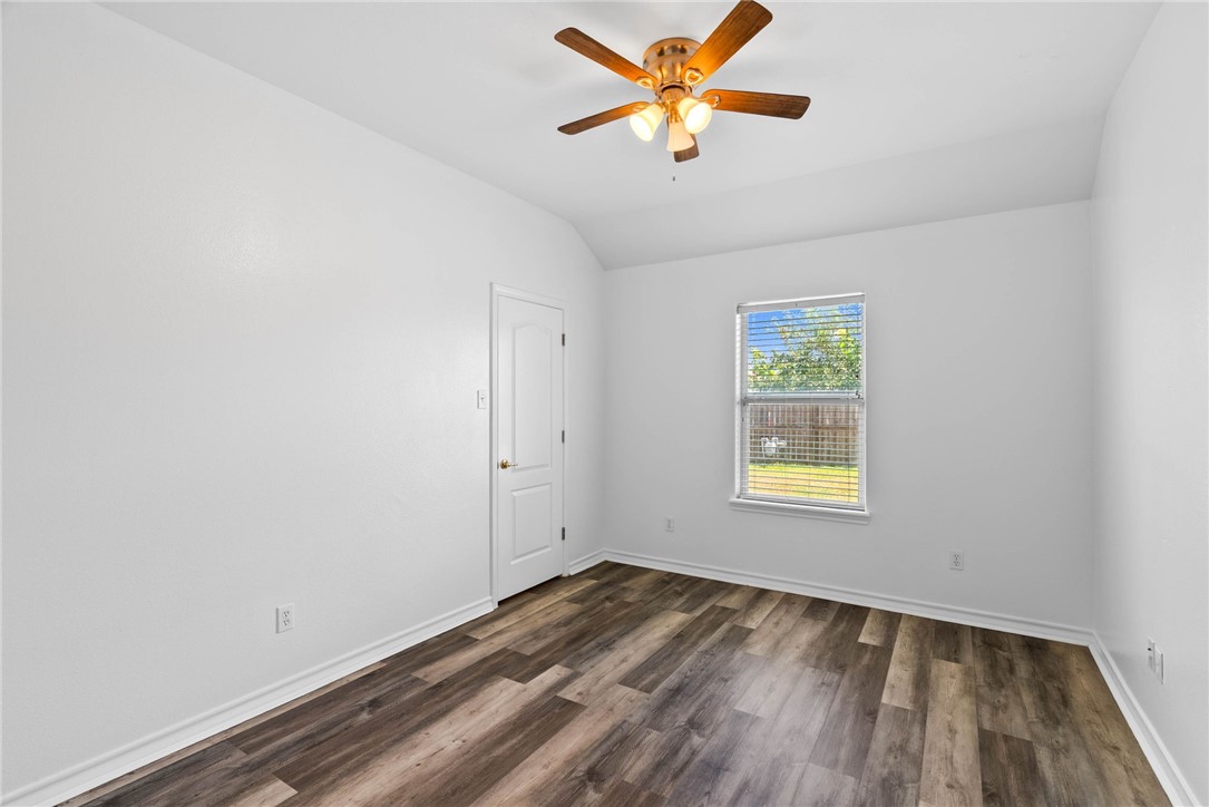 3214 Quail Run Dr Property Photo 18