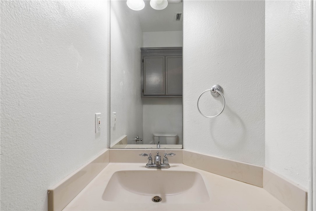 3214 Quail Run Dr Property Photo 21