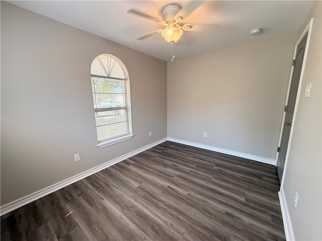 1018 Northcliff Dr Property Photo 14