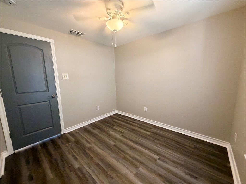 1018 Northcliff Dr Property Photo 22