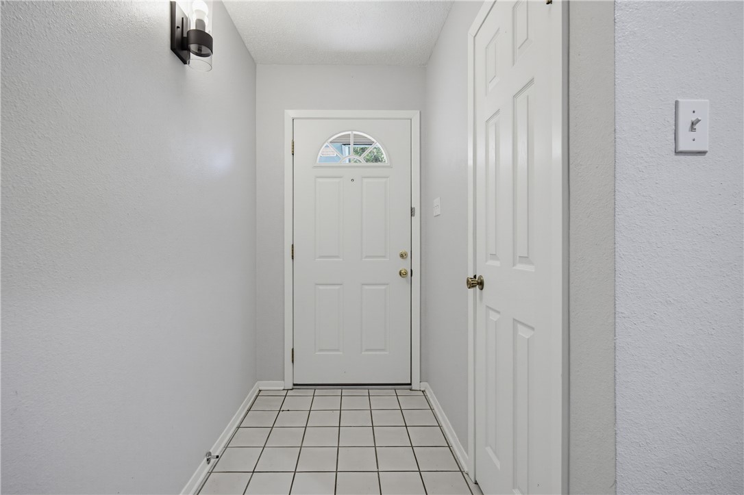 3809 Whitney Dr Property Photo 3