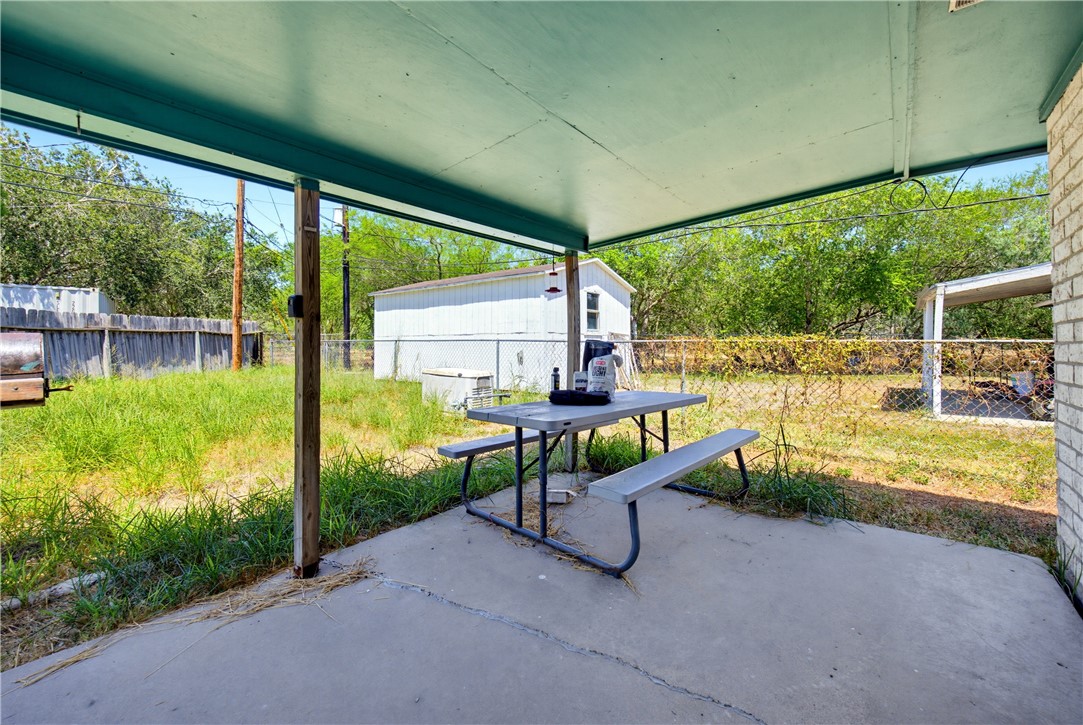 3809 Whitney Dr Property Photo 22