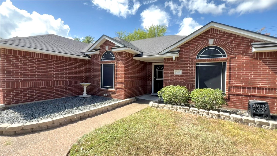 5117 Agen Dr Property Photo 2
