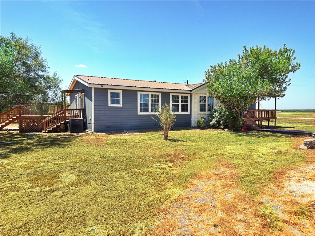 1582 W Fm 738 Property Photo 1