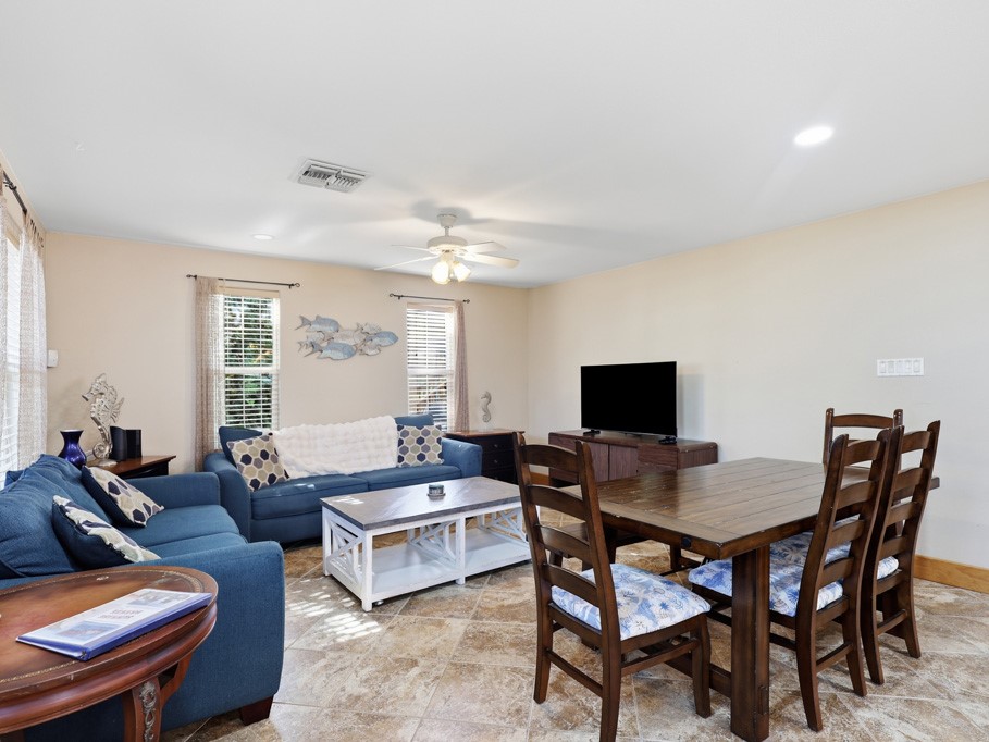 814 Rattlesnake Point Property Photo 9