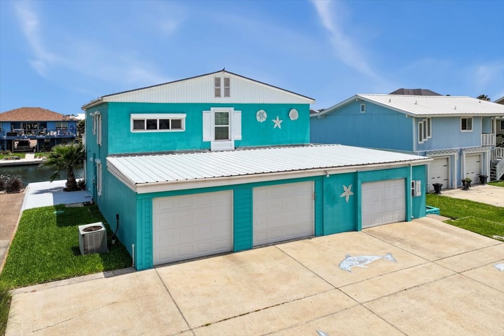 156 Port Saint Claire Property Photo 41