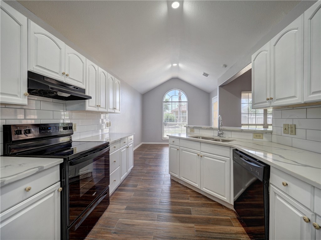 13905 Laffite Dr Property Photo 3