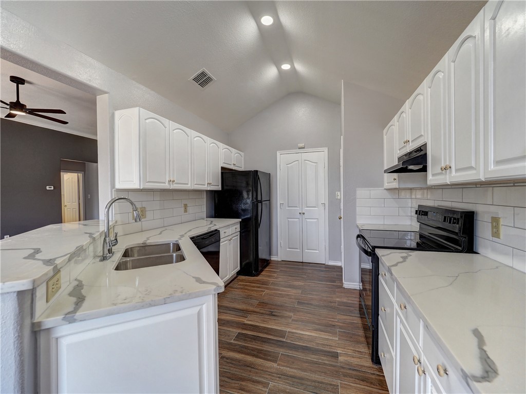 13905 Laffite Dr Property Photo 5