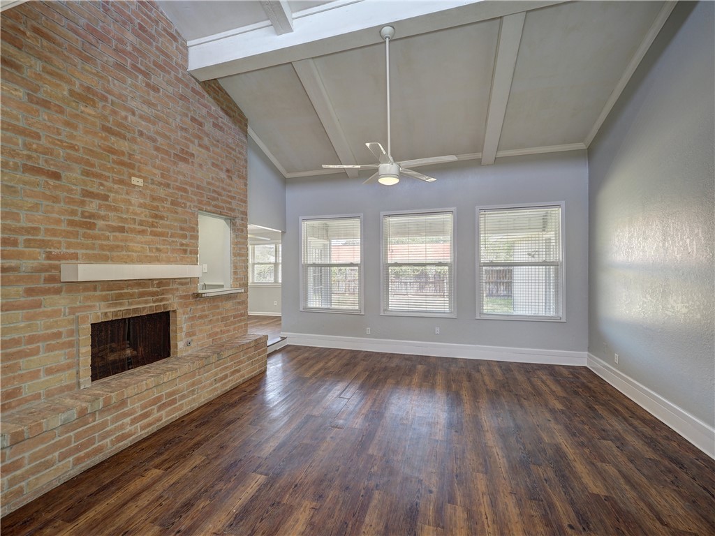 2114 Matagorda Dr Property Photo 4