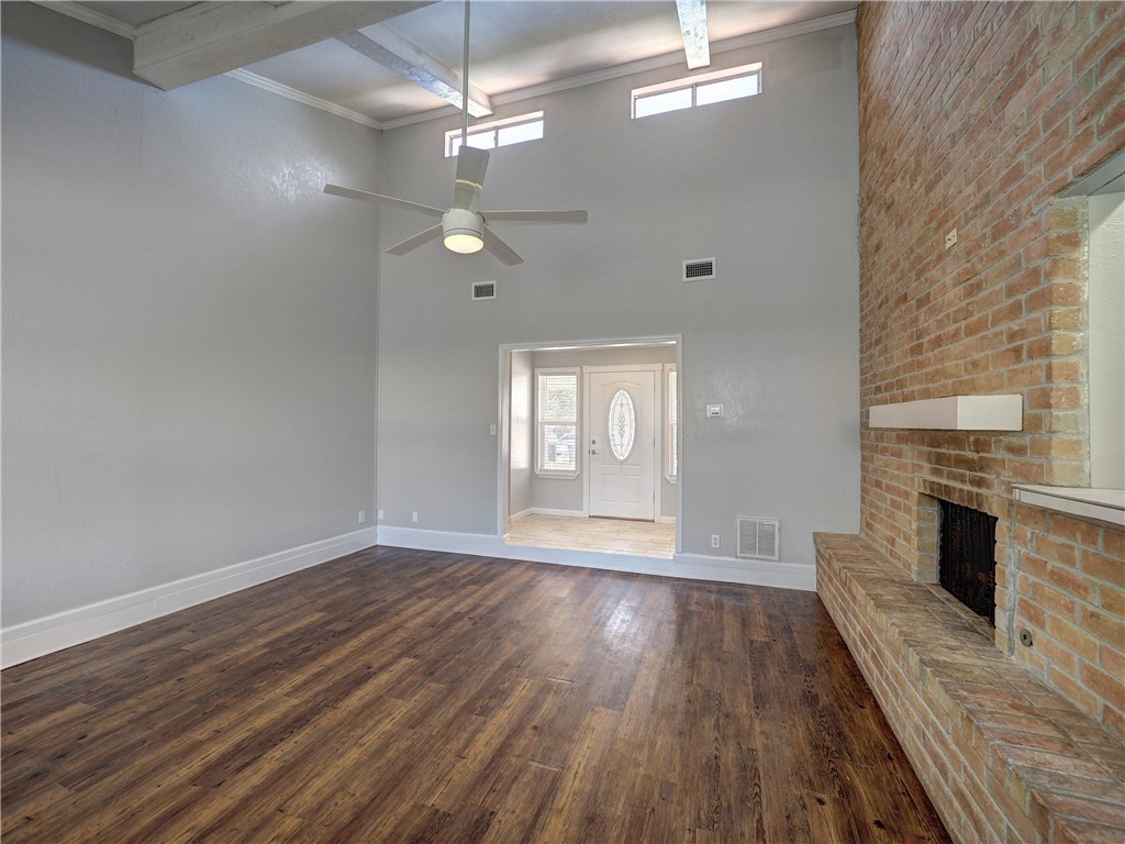 2114 Matagorda Dr Property Photo 5
