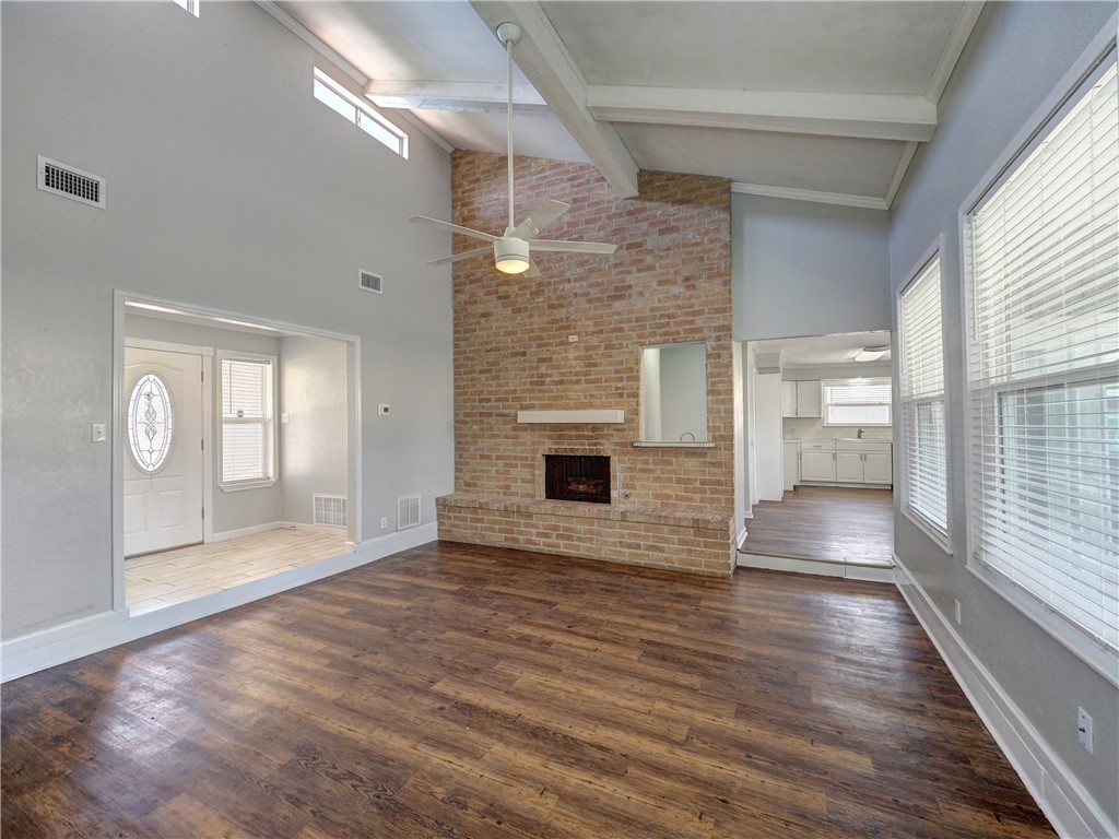 2114 Matagorda Dr Property Photo 6