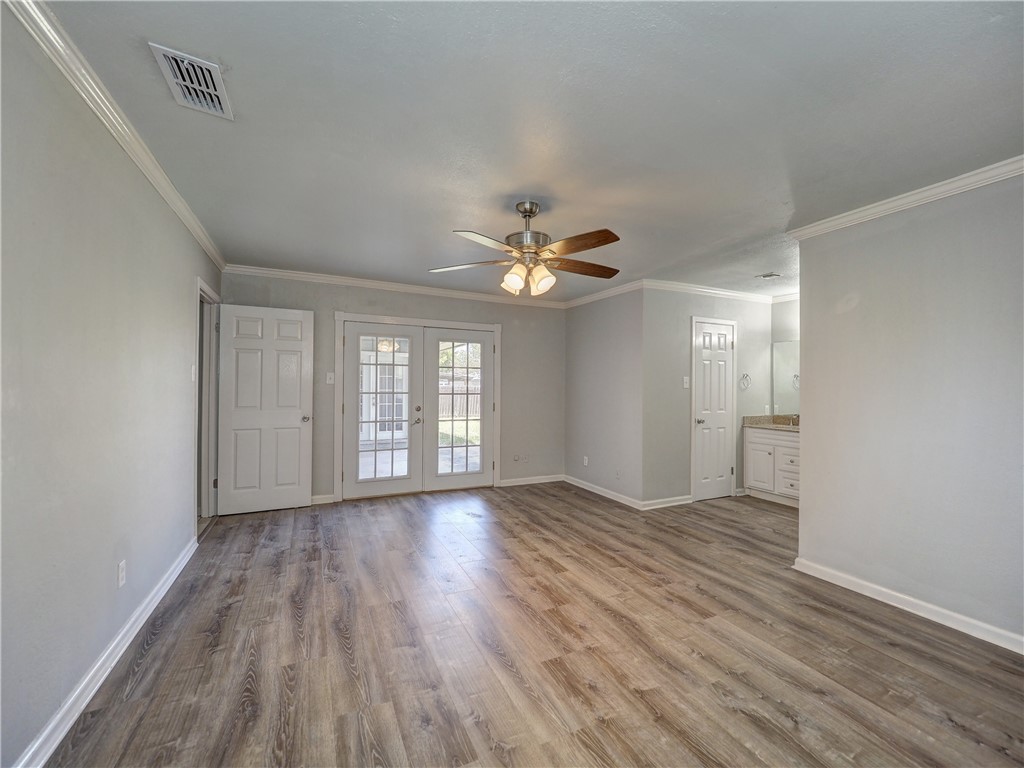 2114 Matagorda Dr Property Photo 17