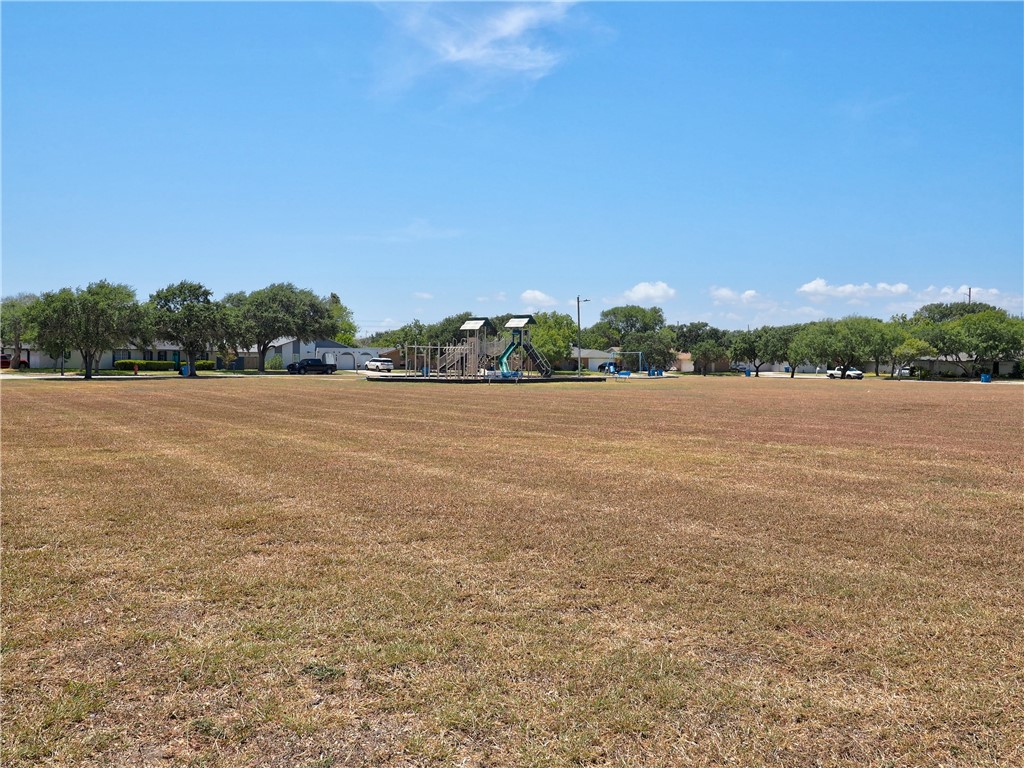2114 Matagorda Dr Property Photo 28