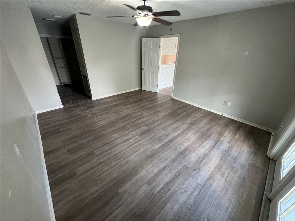 7309 Ridge Creek Dr Property Photo 4
