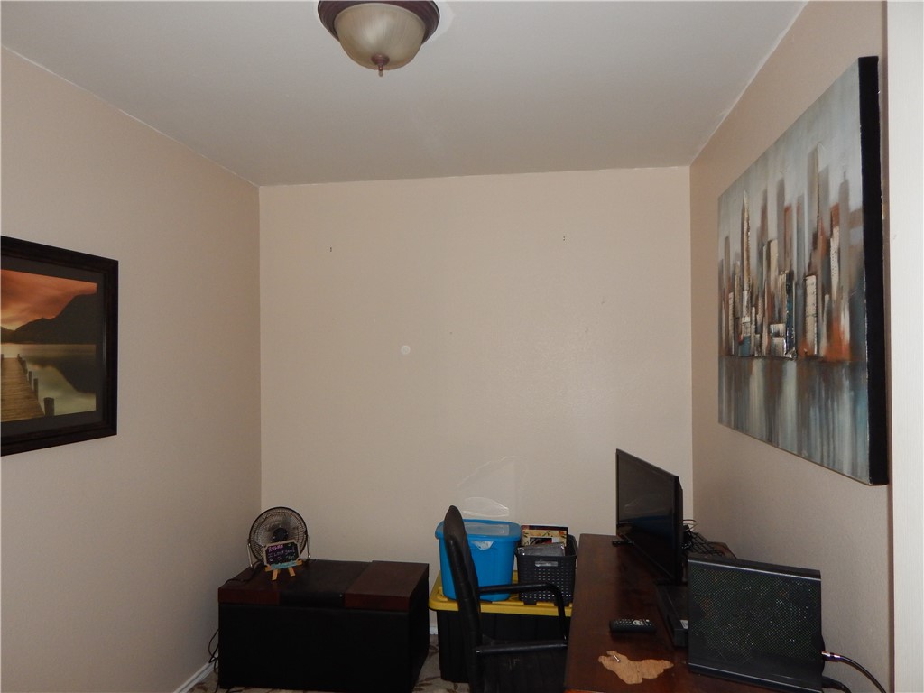 5540 Oso Pkwy 4 Property Photo 7