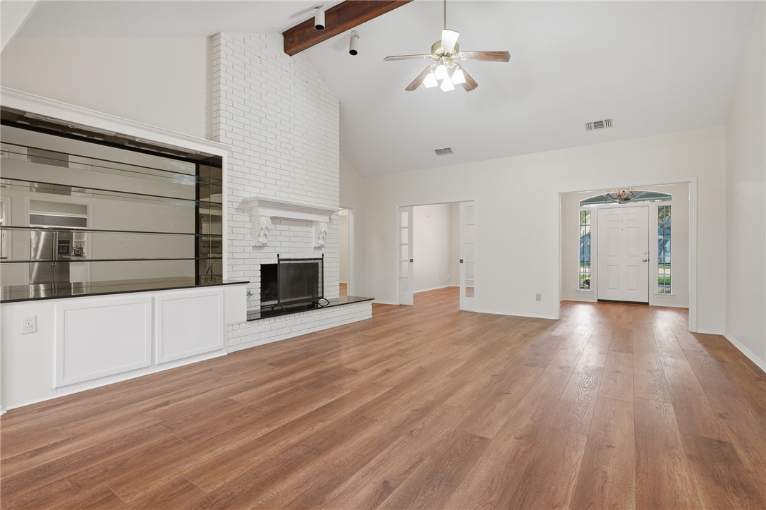 101 Peachtree Dr Property Photo 14
