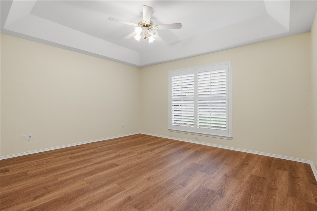 101 Peachtree Dr Property Photo 17