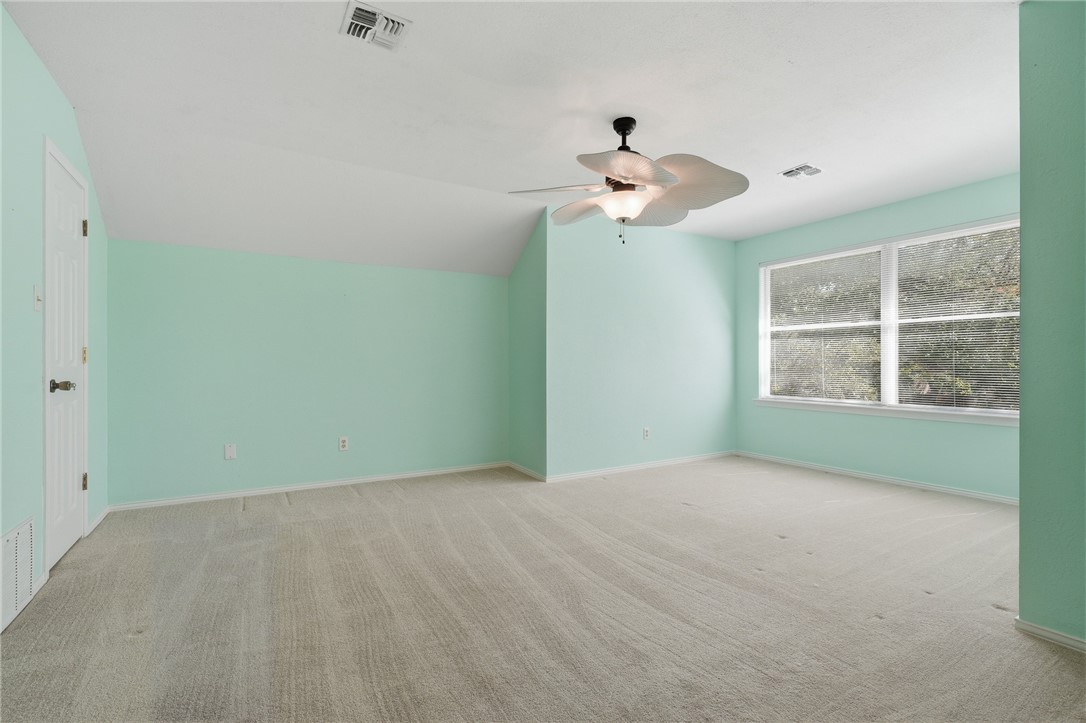 101 Peachtree Dr Property Photo 33