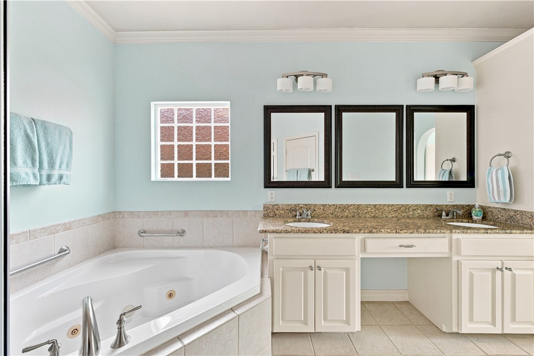 481567 Property Photo 17