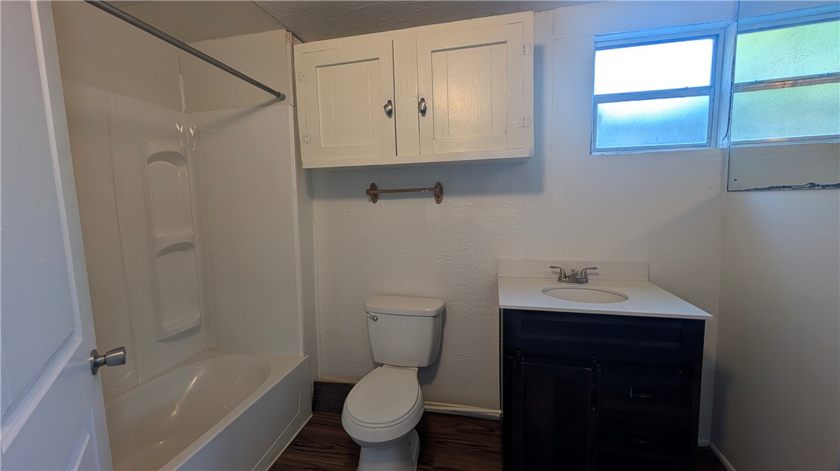 322 E Henrietta Ave Property Photo 16
