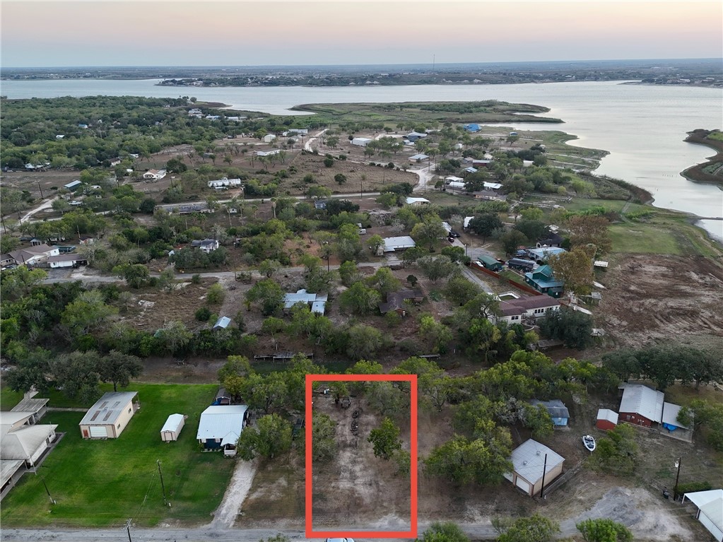 00 Laurie Ln Property Photo 13